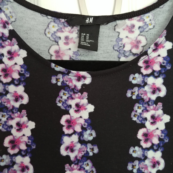 H&M Black Floral A-Line Skater Dress Size XS - Picture 4 of 5